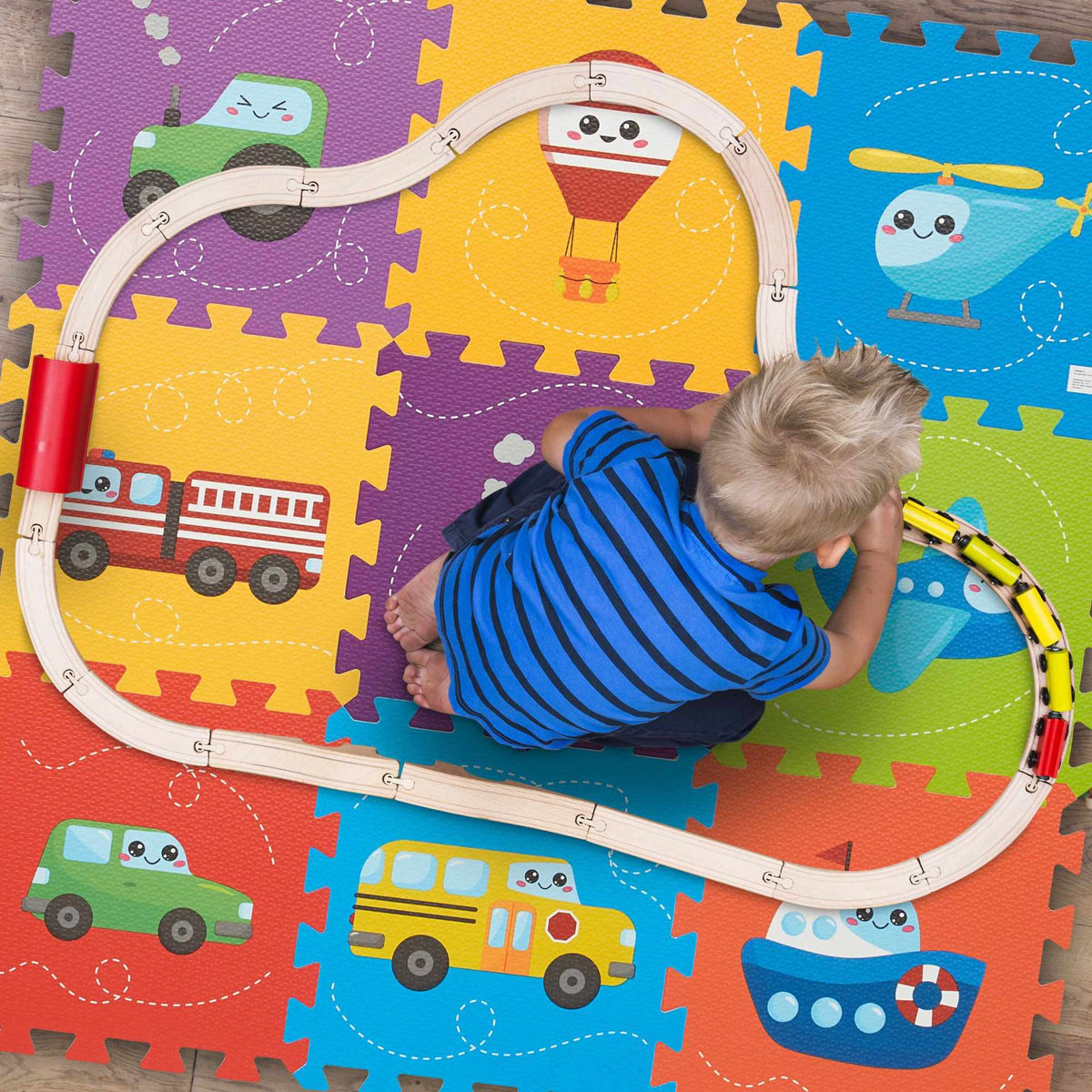 Puzzle mat with vehicles