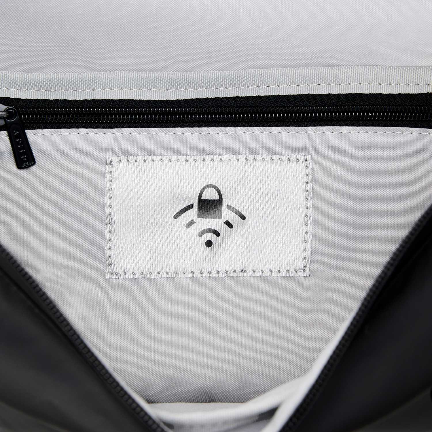 Raspail Backpack Black