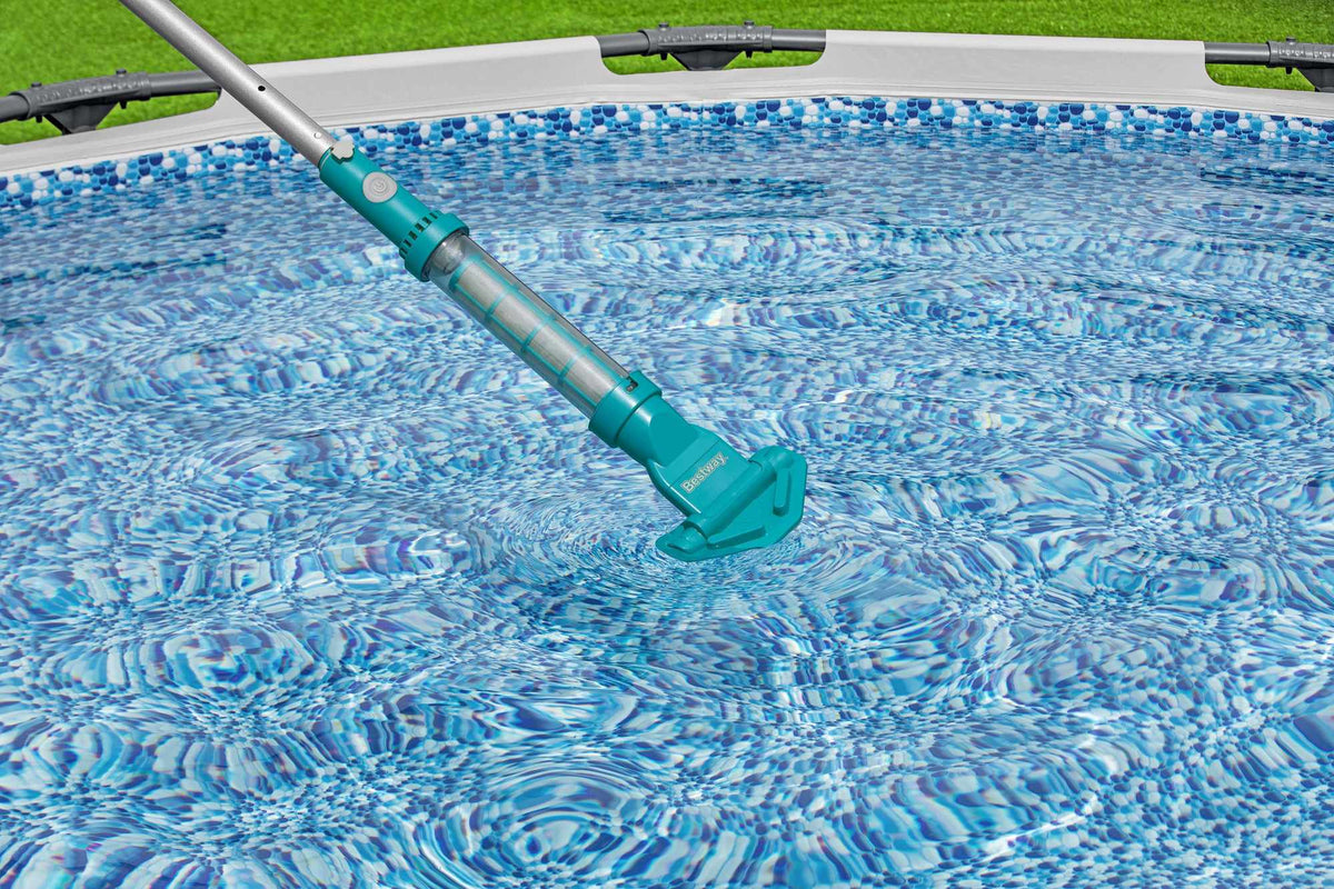Rechargeable Pool Vacuum with Interchangeable Heads