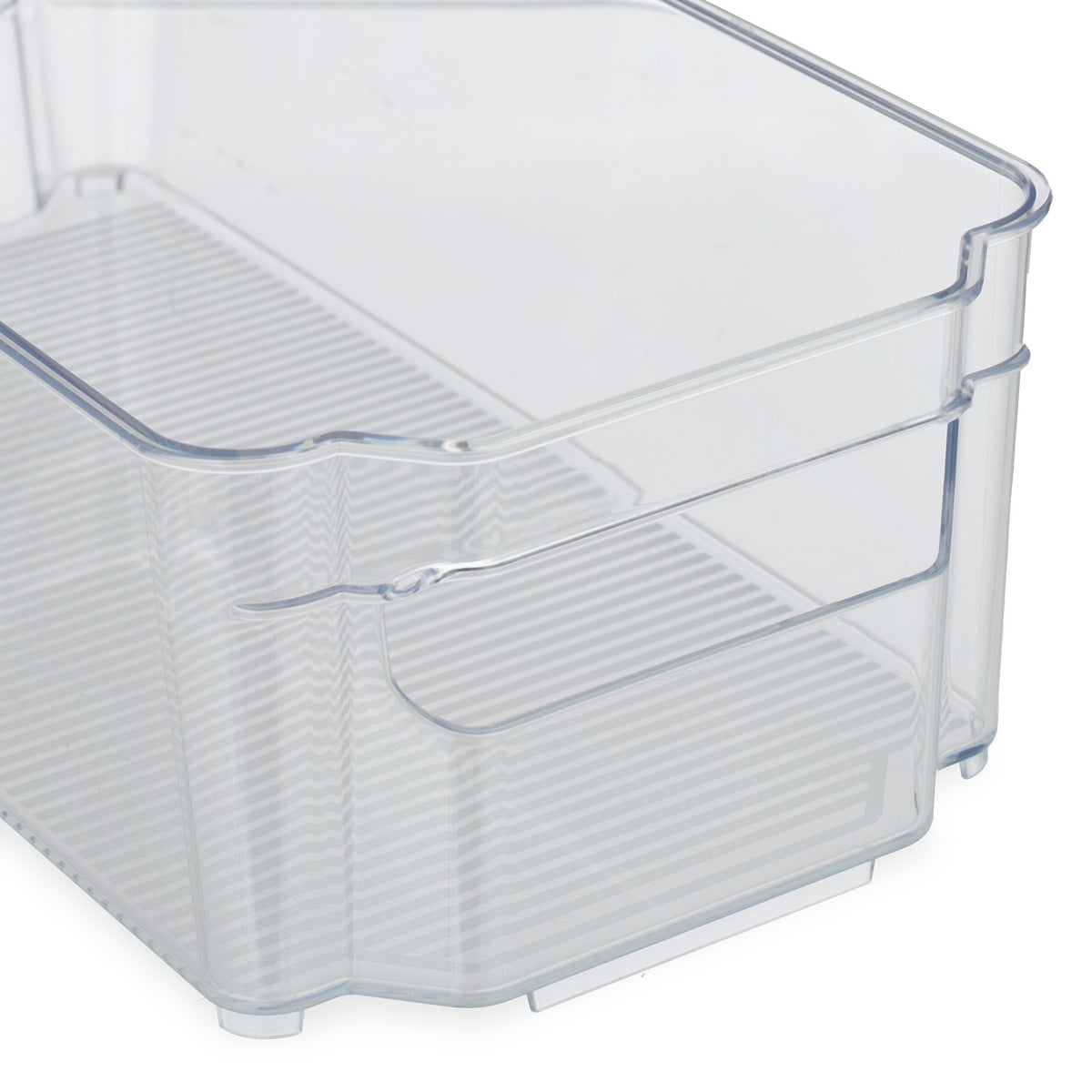 Refrigerator storage with handle