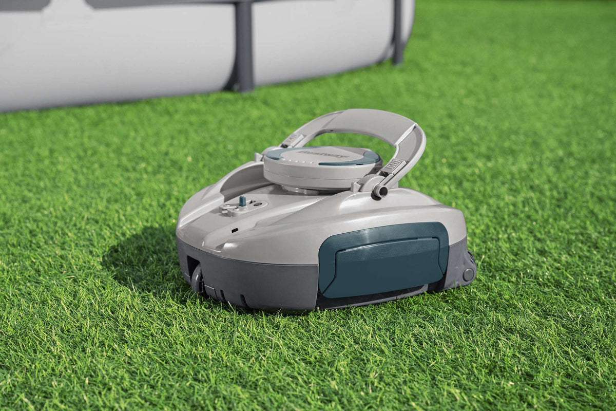 Robotic Pool Vacuum, Rechargeable, 2L Debris Capacity