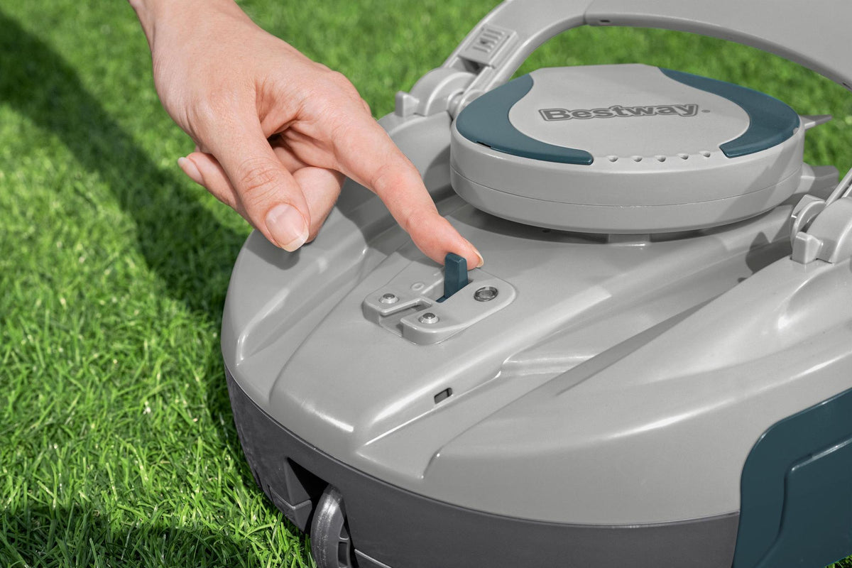 Robotic Pool Vacuum, Rechargeable, 2L Debris Capacity