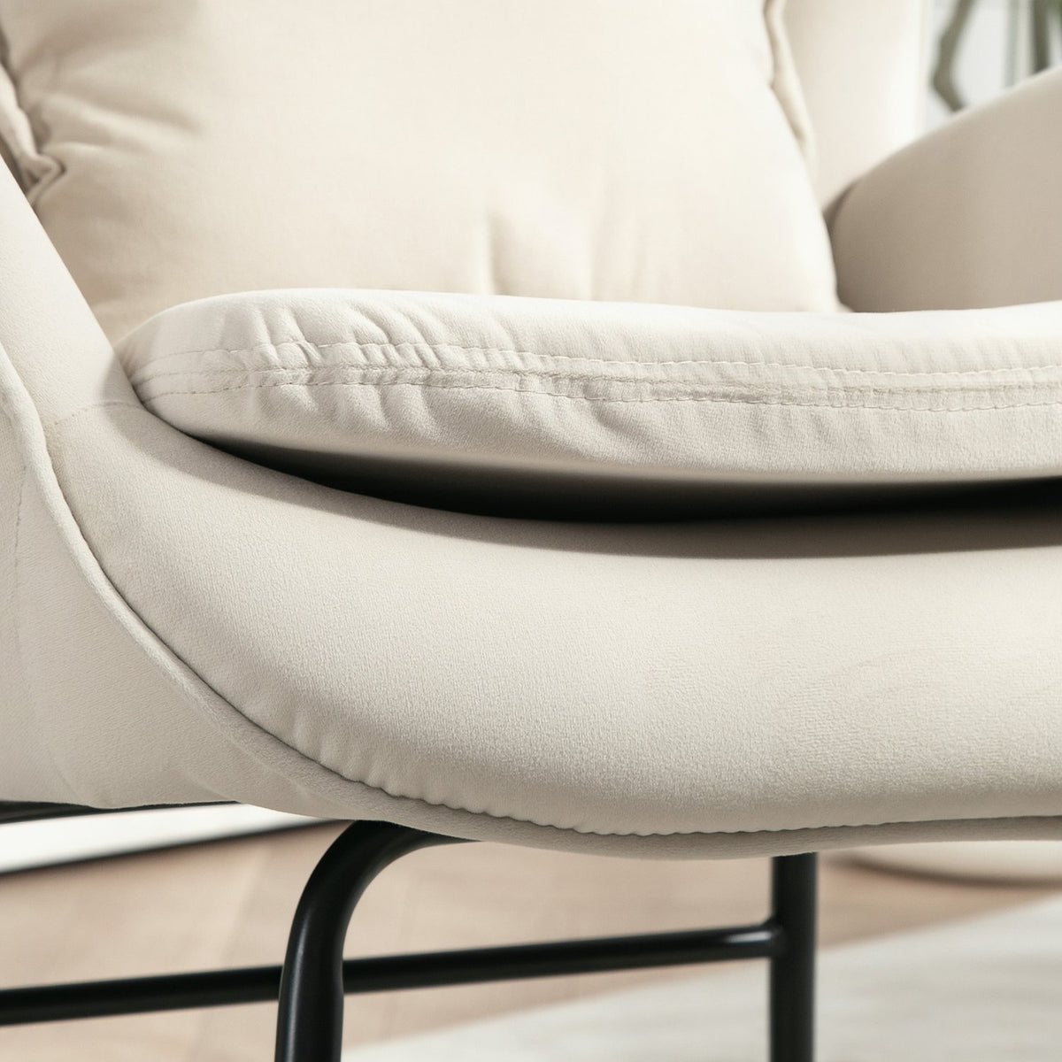 Rocking chair, armchair, nursing chair with velvet look, rocking chair with a load capacity of up to 120 kg for bedrooms, living rooms, cream white