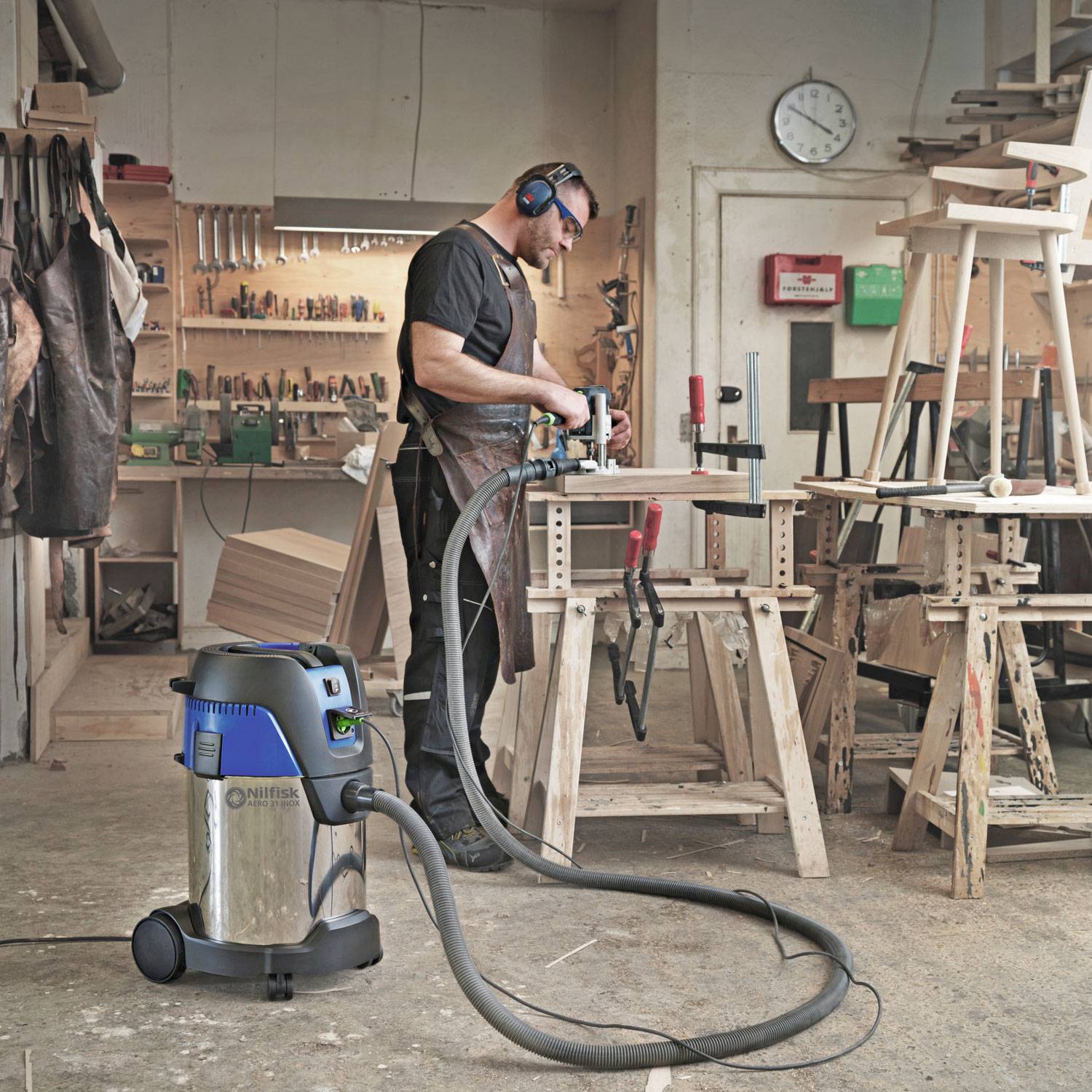 Rough vacuum cleaner AERO 21-21 PC, "professional" 20.1l