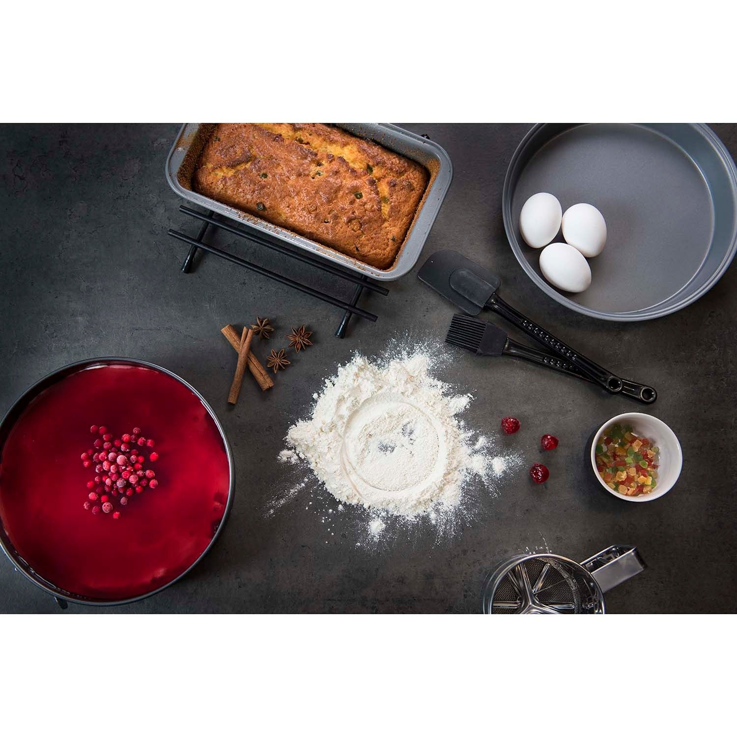 Round Cake Pan, Non-Stick, 9-Inch Diameter