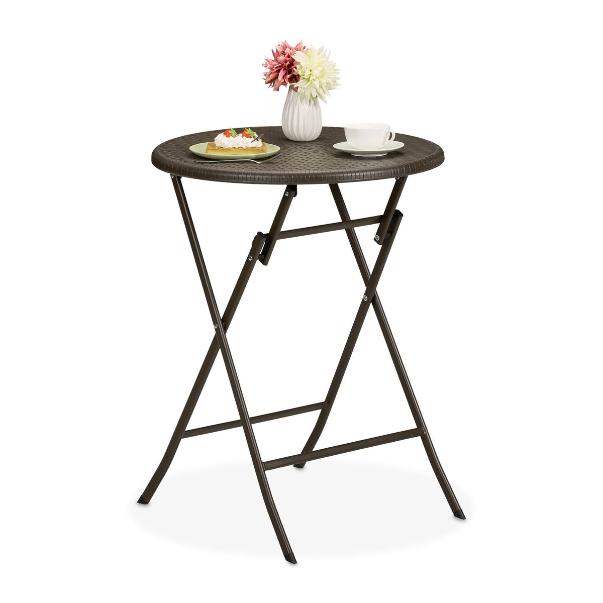 Round garden table in rattan look
