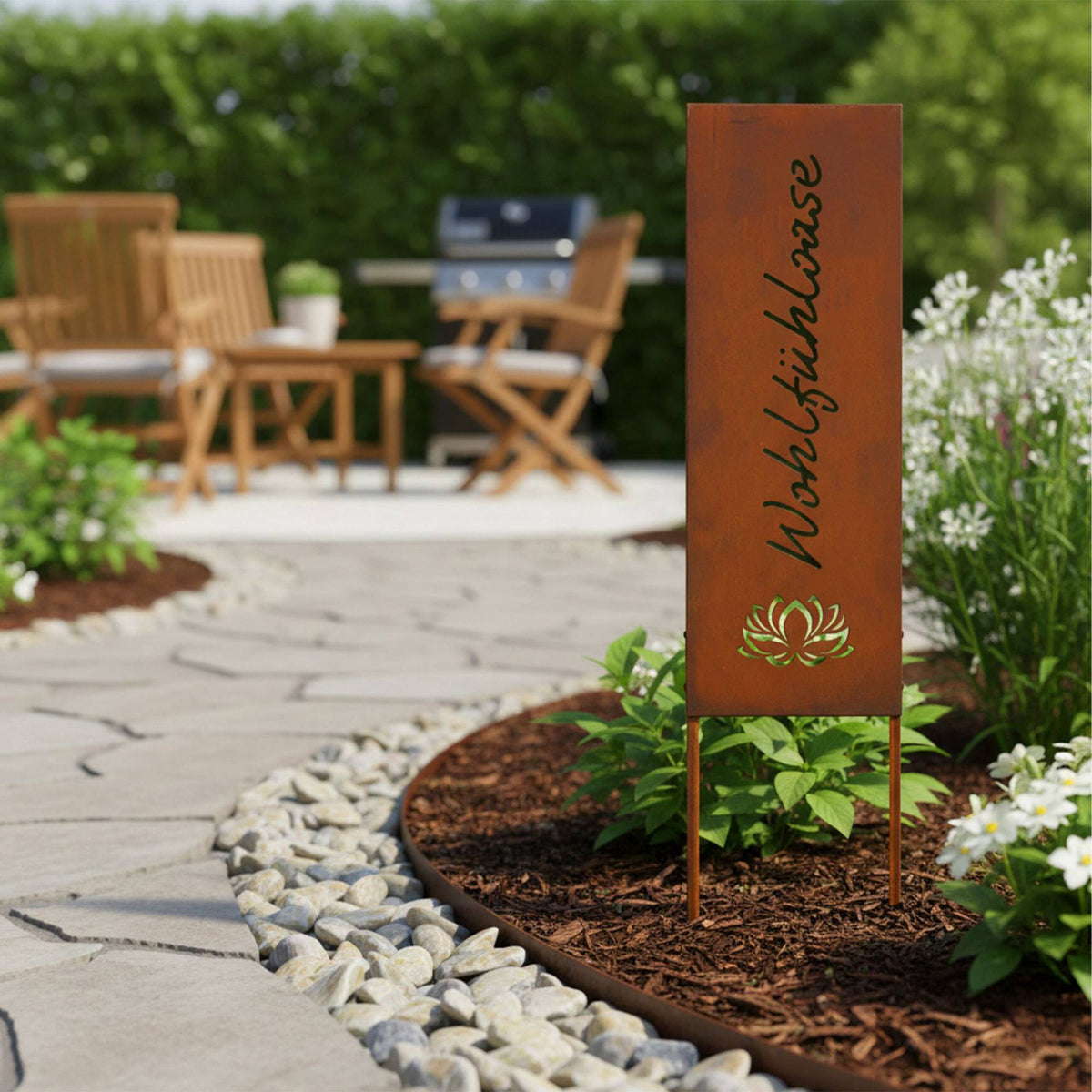 Rust-Patina Decorative Garden Stake – Weatherproof Ornament