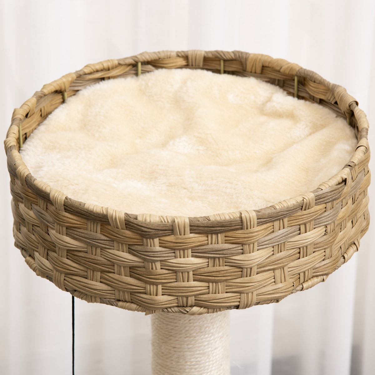 Scratching Post Rattan Cat Tree, Climbing Tree With Cat Cave & Sisal Posts, Play Balls, 95Cm, Natural Sisal+Beige
