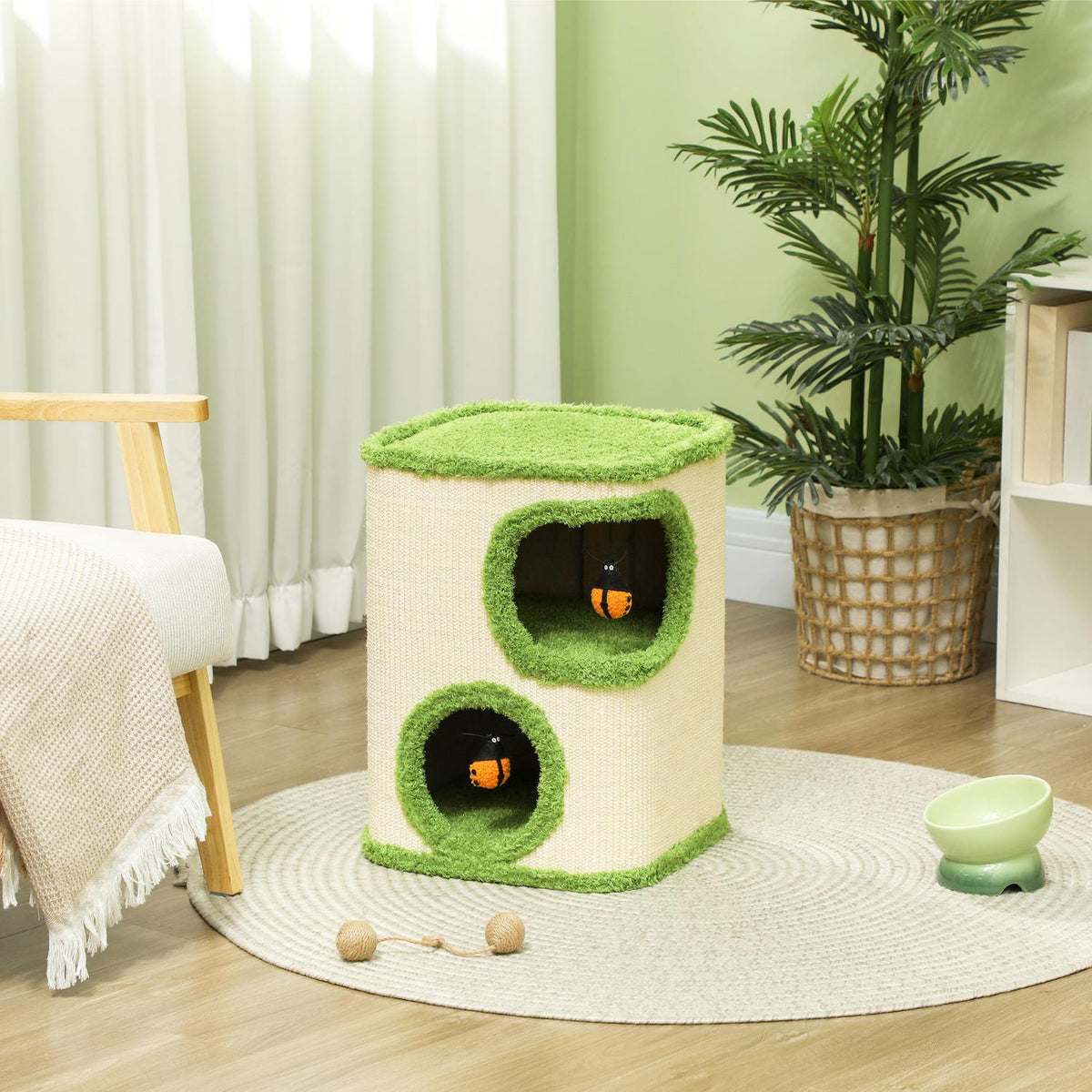 Scratching barrel, 52 cm high, cat barrel with 2 caves, scratching post with ladybird toys, cat tower made of sisal, for cats up to 5 kg, green + cream white