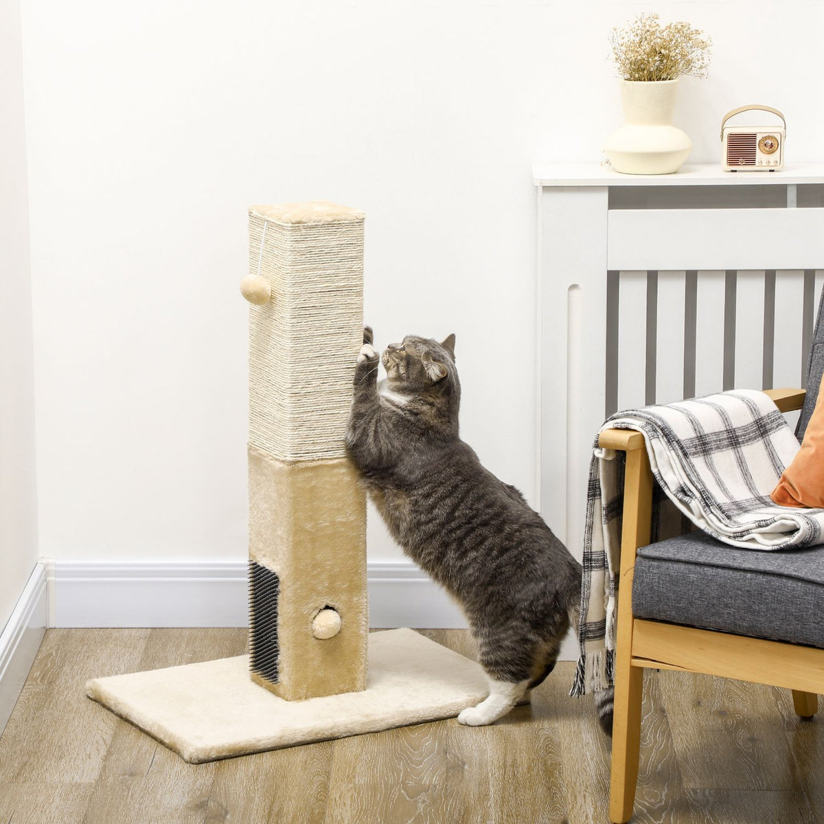 Scratching post, 79cm scratching post with fur brushes, jute cat scratching post with play ball, scratching post for cats under 4.5 kg, cat scratching furniture, indoor, beige