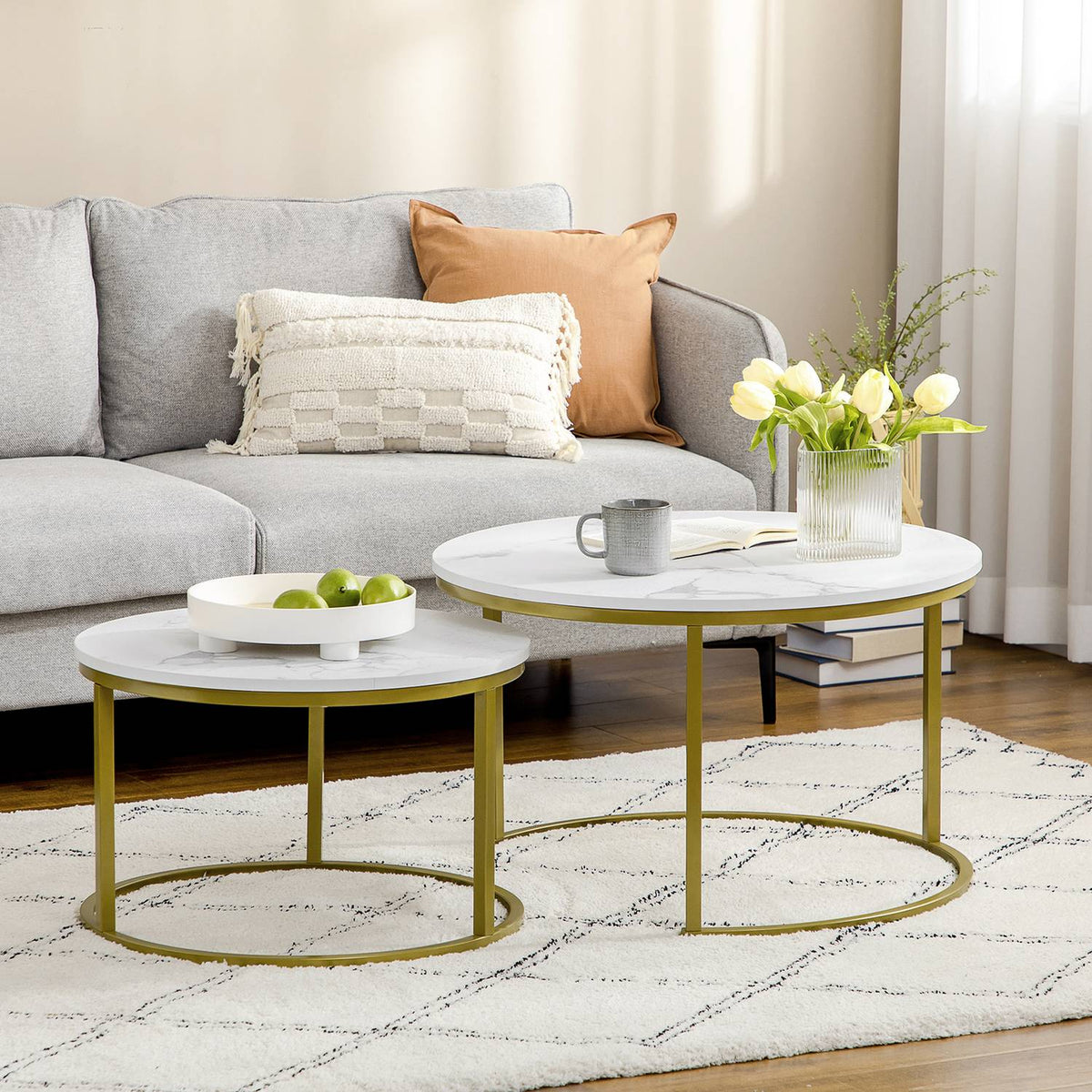 Set of 2 coffee tables, round side tables, coffee table with steel frame in gold, stackable sofa table with marble look, for living room, load capacity up to 30 kg, white