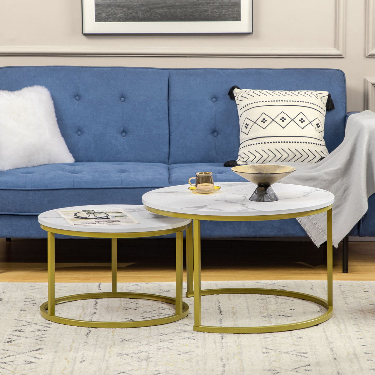 Set of 2 coffee tables, round side tables, coffee table with steel frame in gold, stackable sofa table with marble look, for living room, load capacity up to 30 kg, white