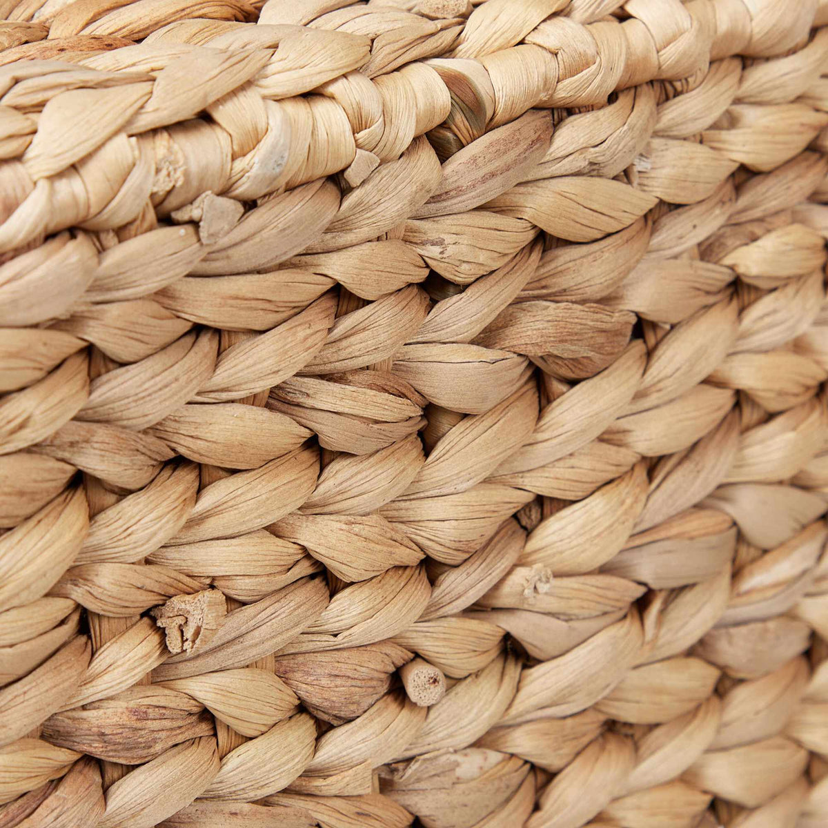 Set of storage baskets water hyacinth