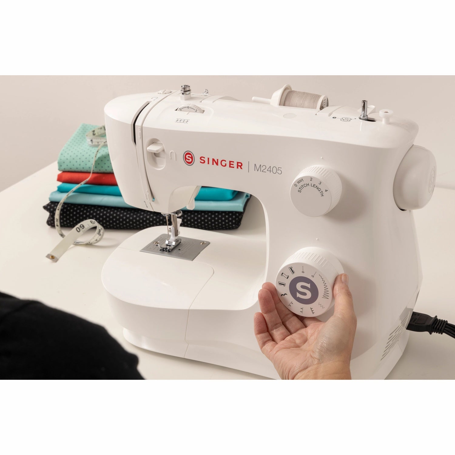 Sewing machine M2405 8 Stitches