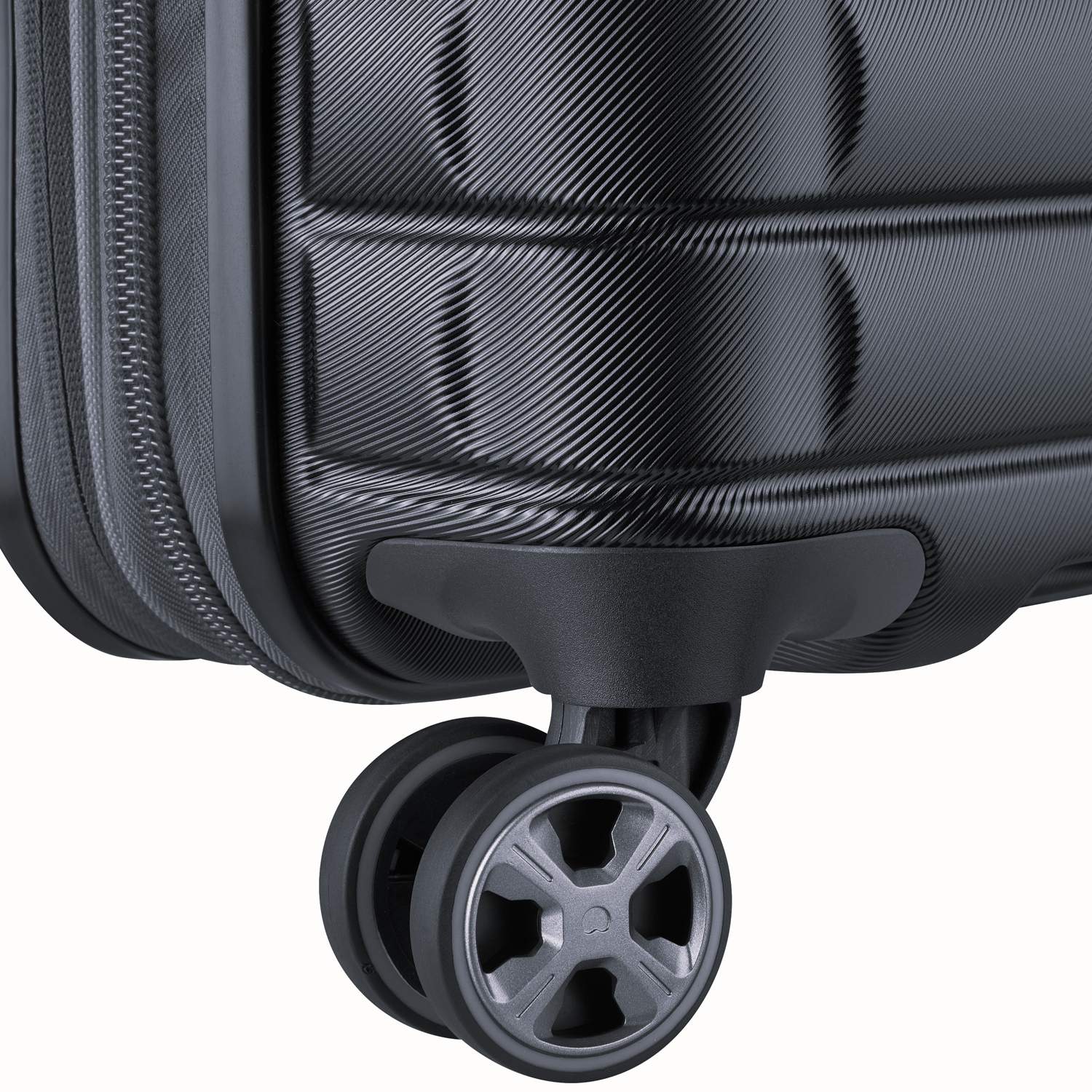 Shadow 5.0 Suitcase 75 Black