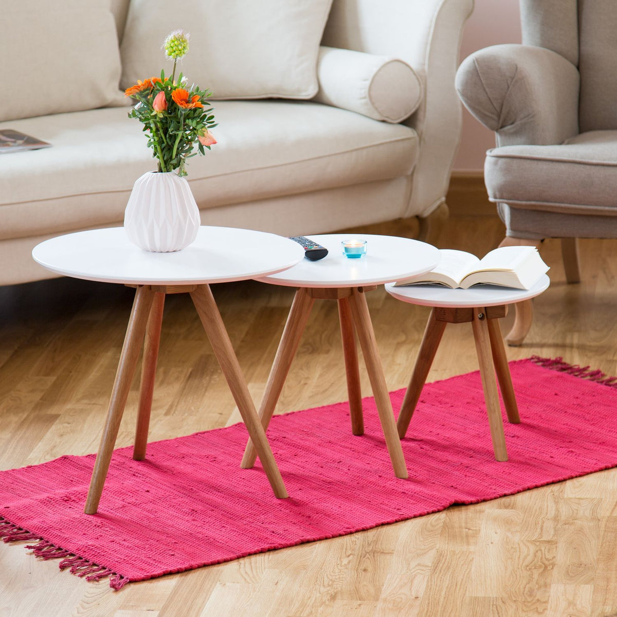 Side table in set