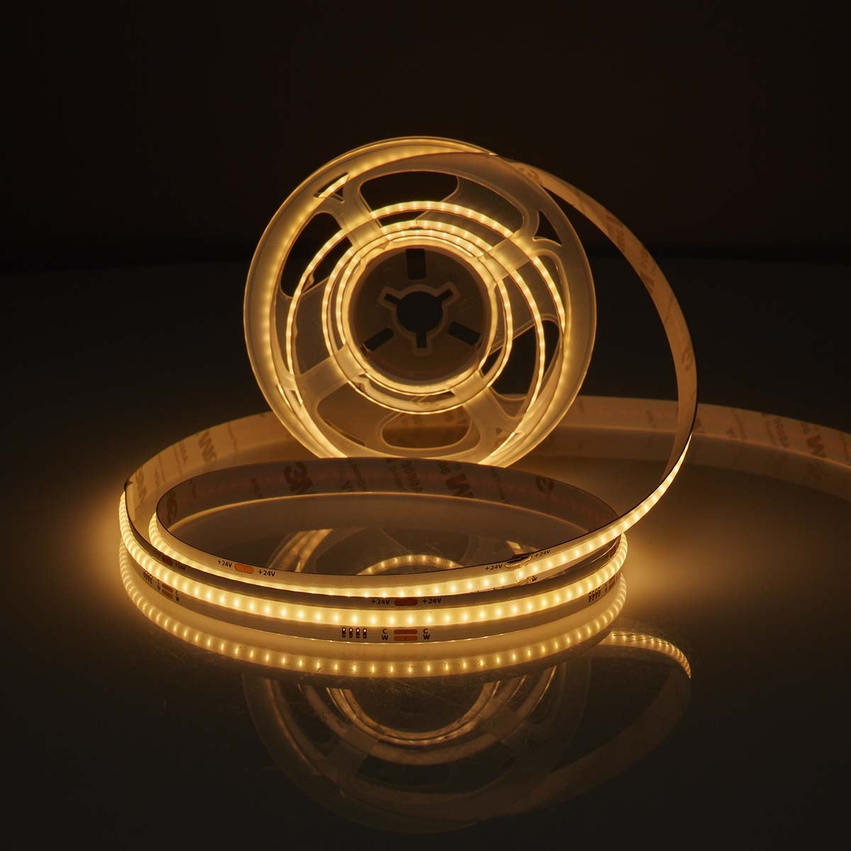 SmartLife LED Strip | Wi-Fi | Warm to cool white | COB | 2.00 m | IP20 | 2700 - 6500 K | 1000 lm | Android™ / IOS