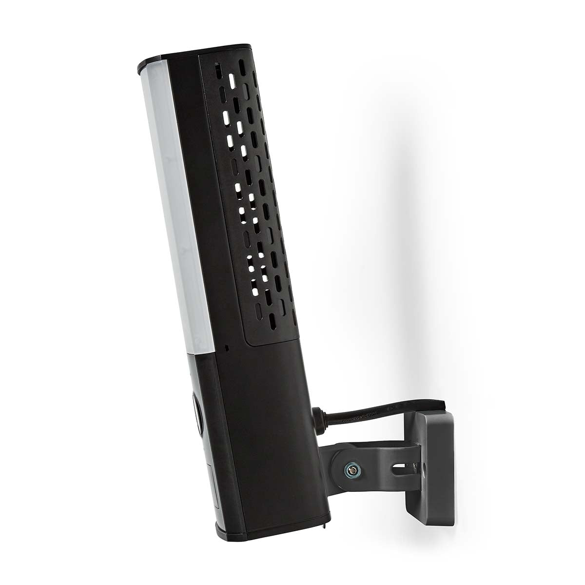 SmartLife Outdoor Camera | Wi-Fi | Ambient light | Full HD 1080p | IP65 | Cloud Storage (optional) / microSD (not included) / Onvif | 100 - 240 V AC | With motion sensor | Night vision | Black