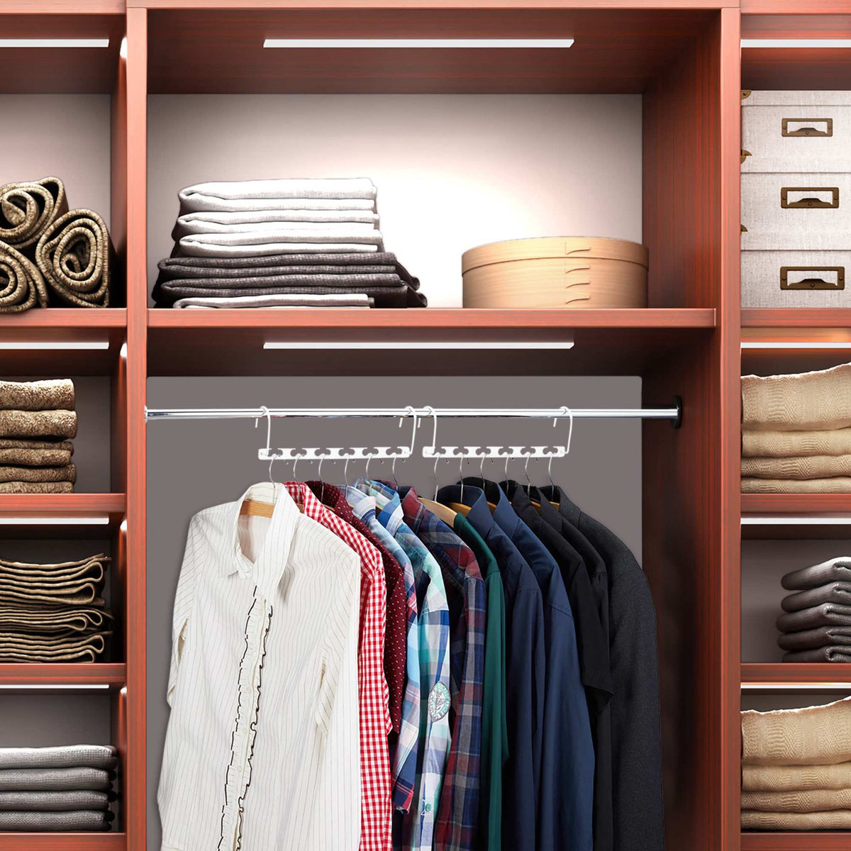 Space-saving metal hangers - set of 6