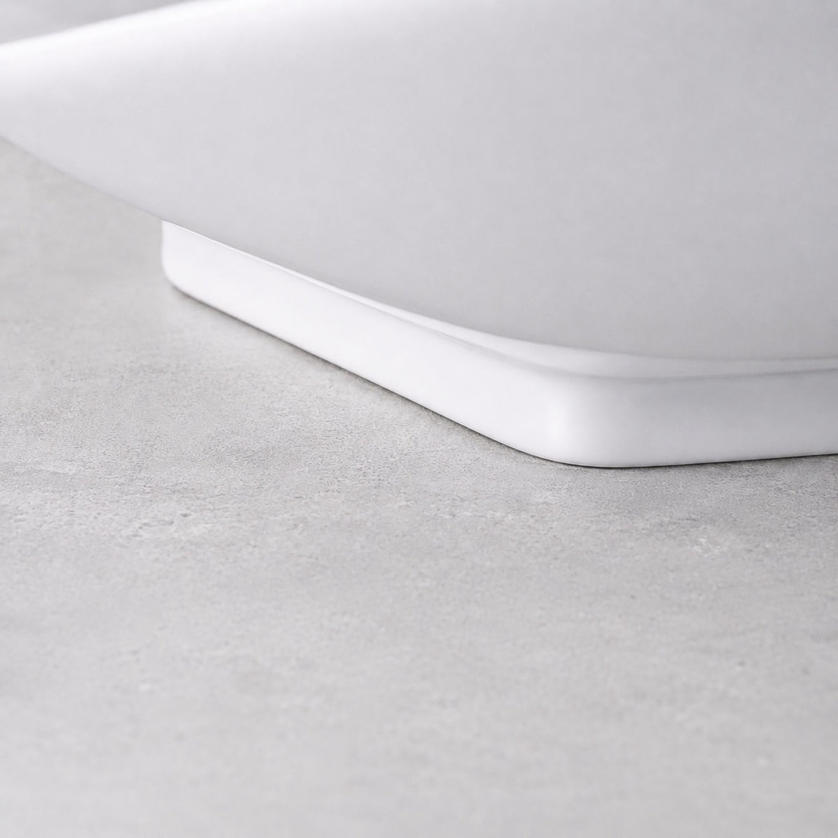 Square Ceramic Countertop Washbasin, 59 x 37 cm, White