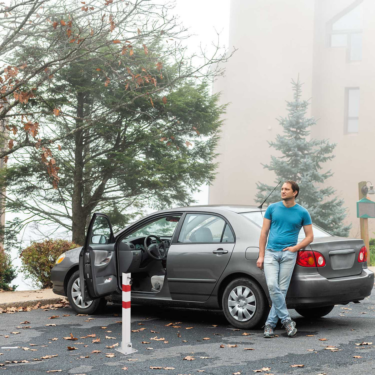 Square Steel Folding Barrier Post for Driveways