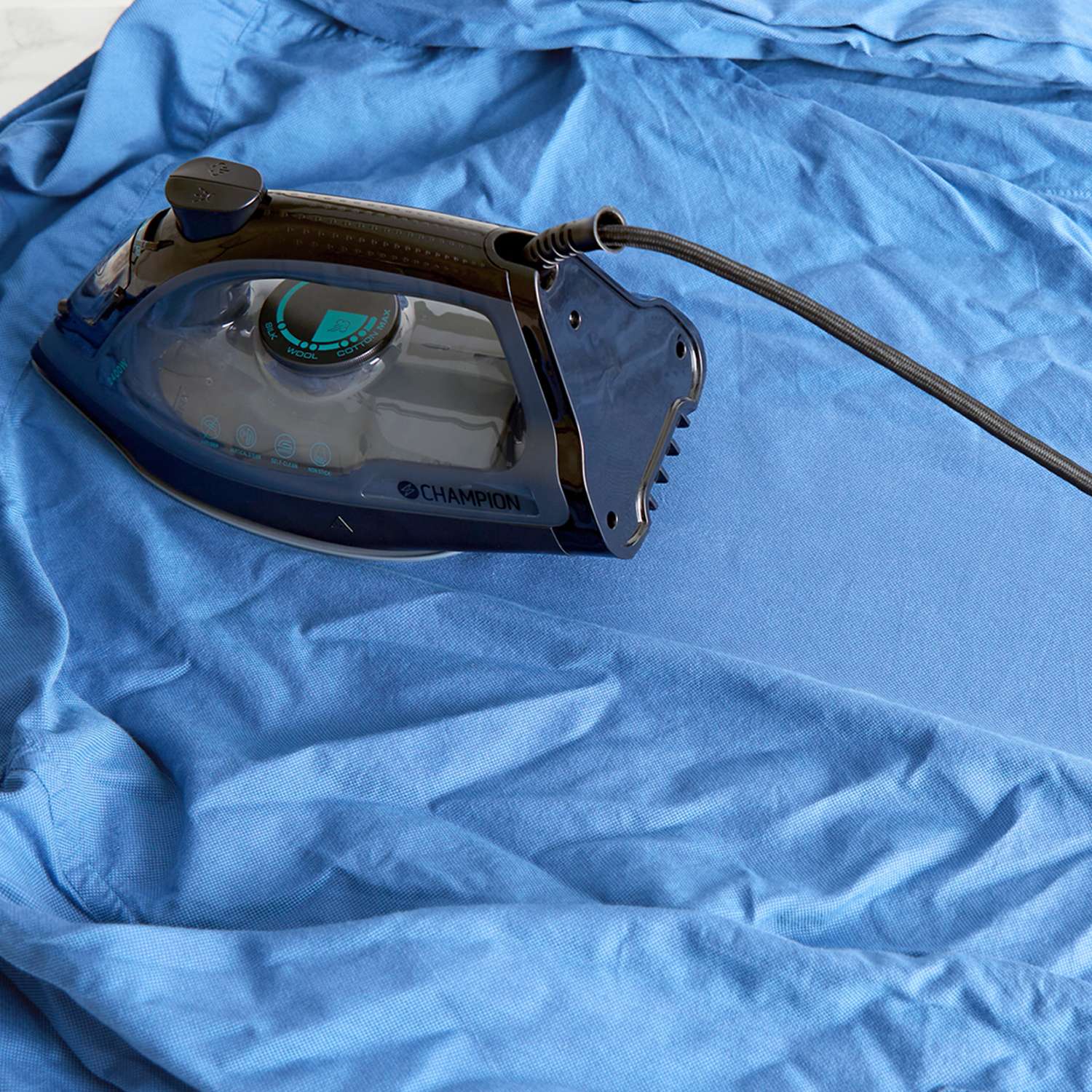 Steam iron Ceramic 2400W SJ500 Black