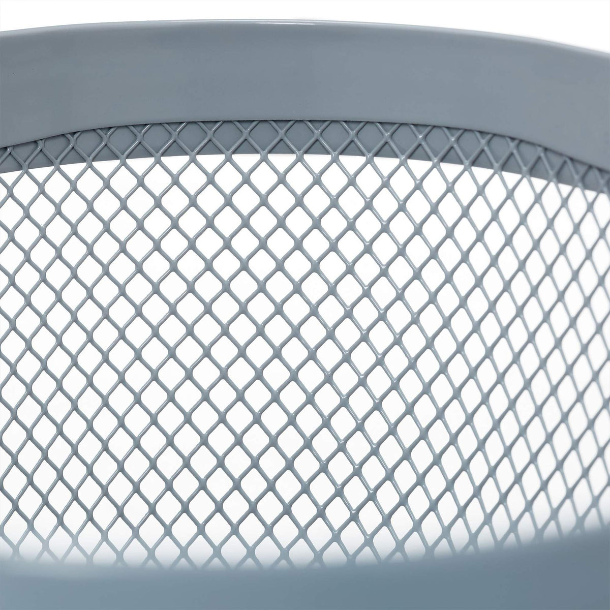 Storage basket with handle
