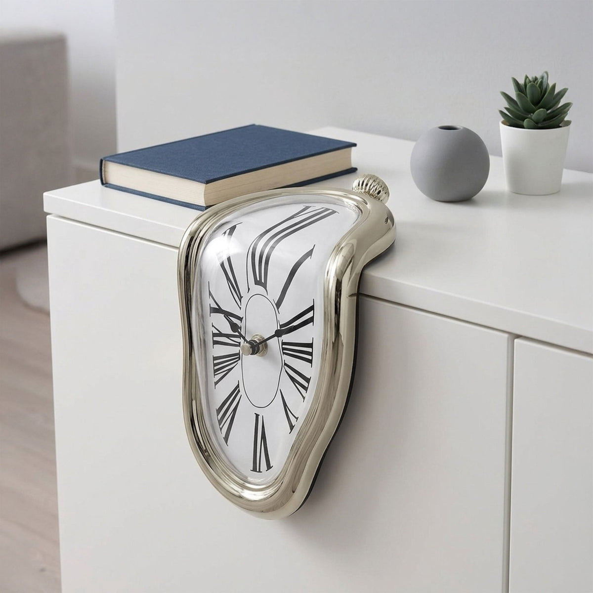 Surrealist Silver Table Clock – Curved Design, Battery-Powered