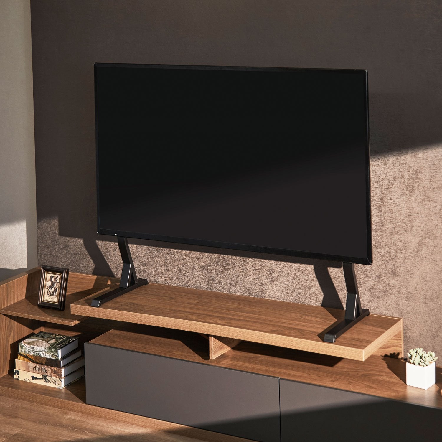 Table stand for TV 45"-90" max 60kg Black