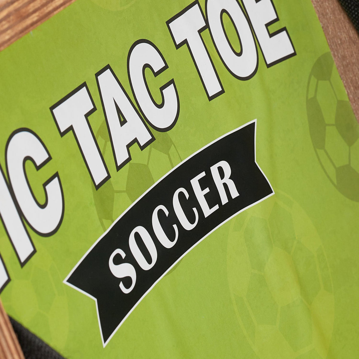 Tic Tac Toe throwing game