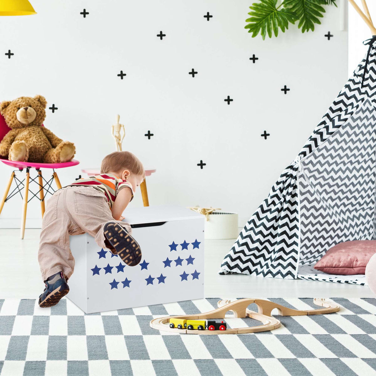 Toy box white