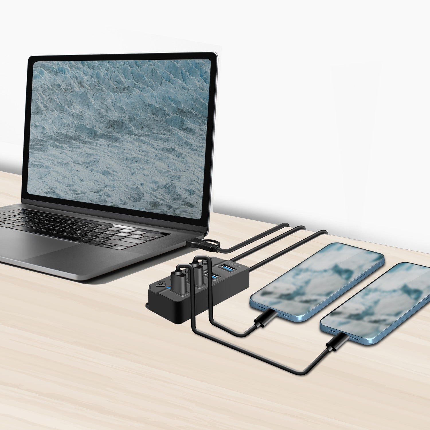 USB hub 4-port with separate On/Off buttons USB-C/USB-A in USB 3.2 Gen1