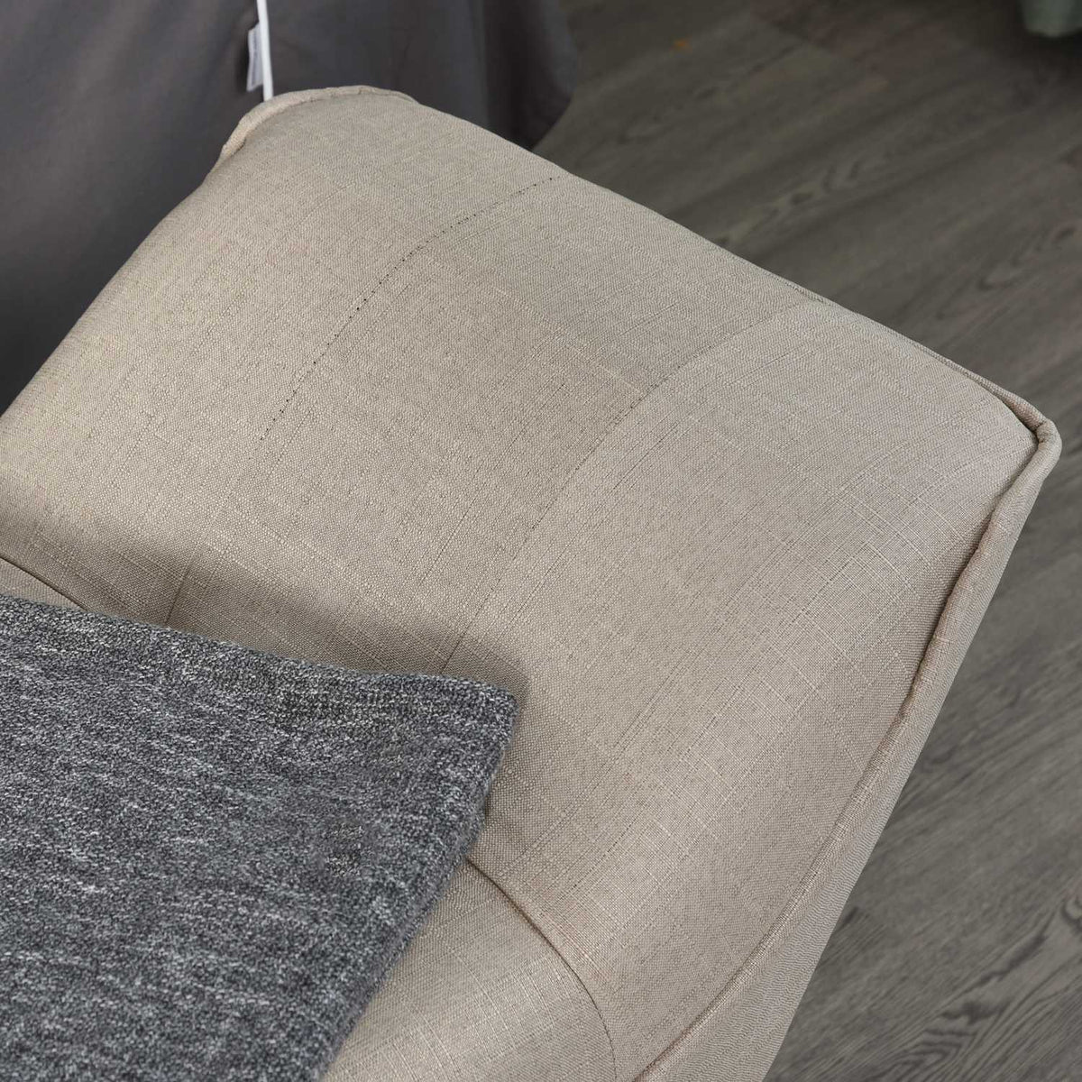 Upholstered Bench In Retro Style, Comfortable Bench, Linen Cover And Wooden Feet, Beige