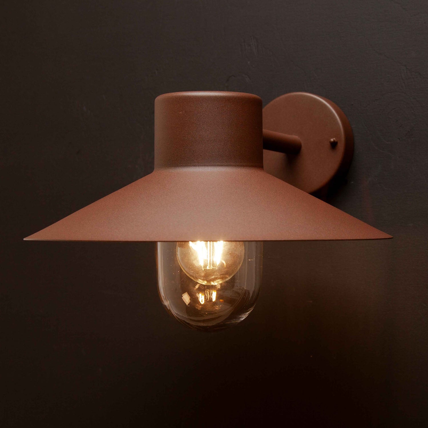 Victor Wall luminaire E27 socket IP44 Corten