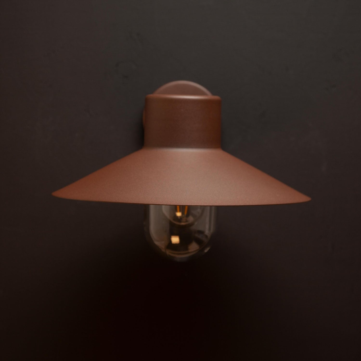 Victor Wall luminaire E27 socket IP44 Corten