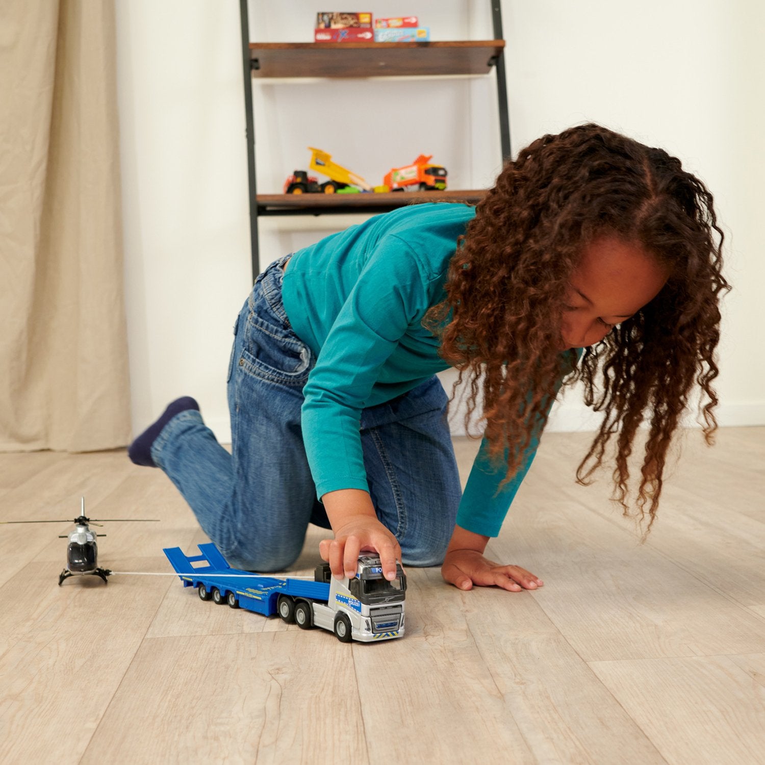 Volvo FH-16 Swedish Police Truck + Helicopter