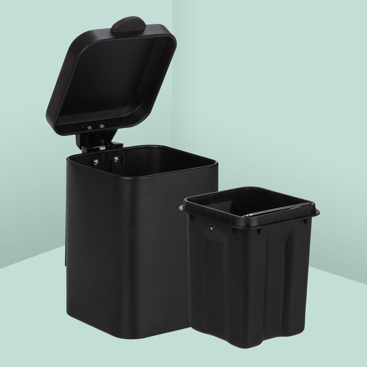 Wall-mounted bathroom container 3 liters