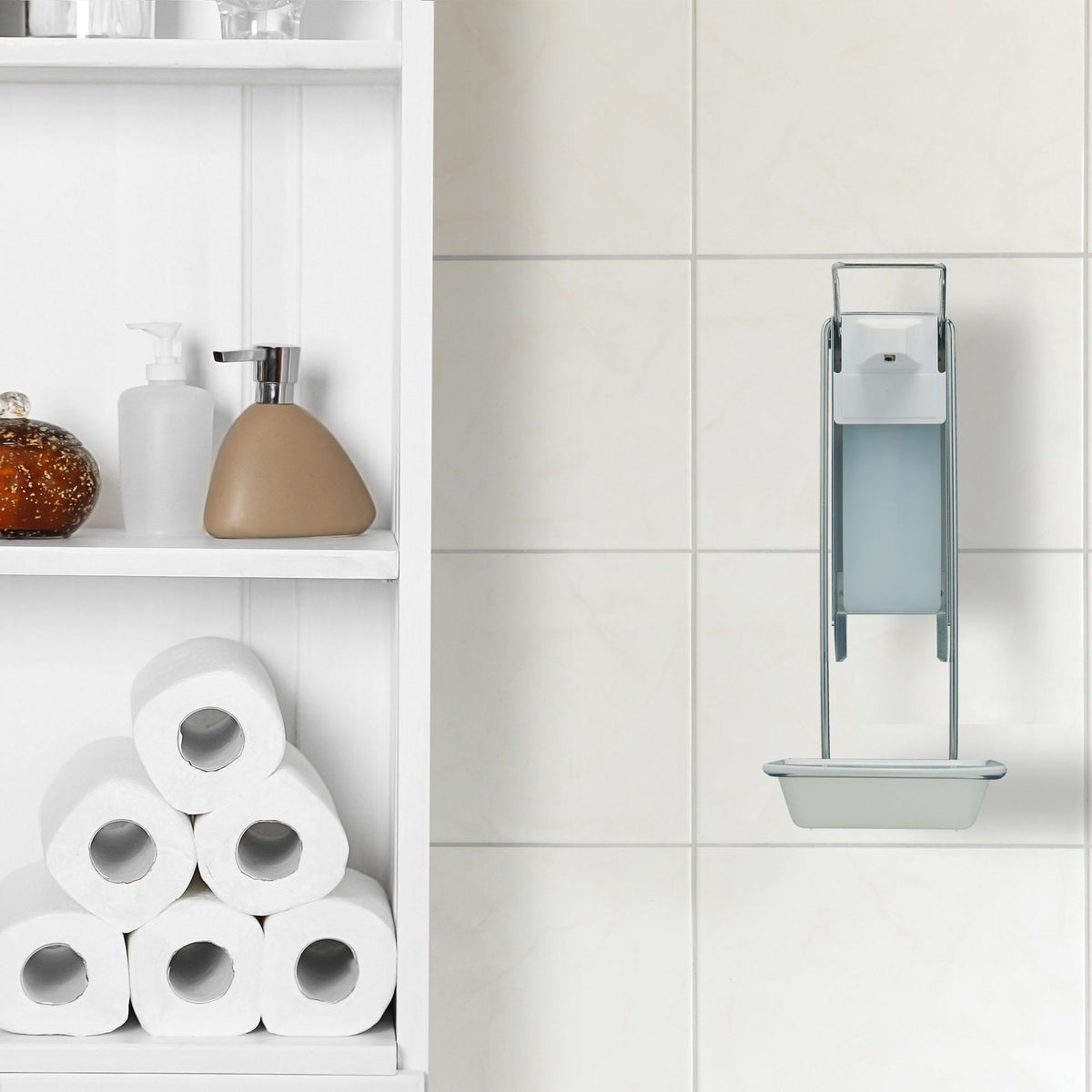 Wall-mounted hand sanitizer dispenser 500 ml