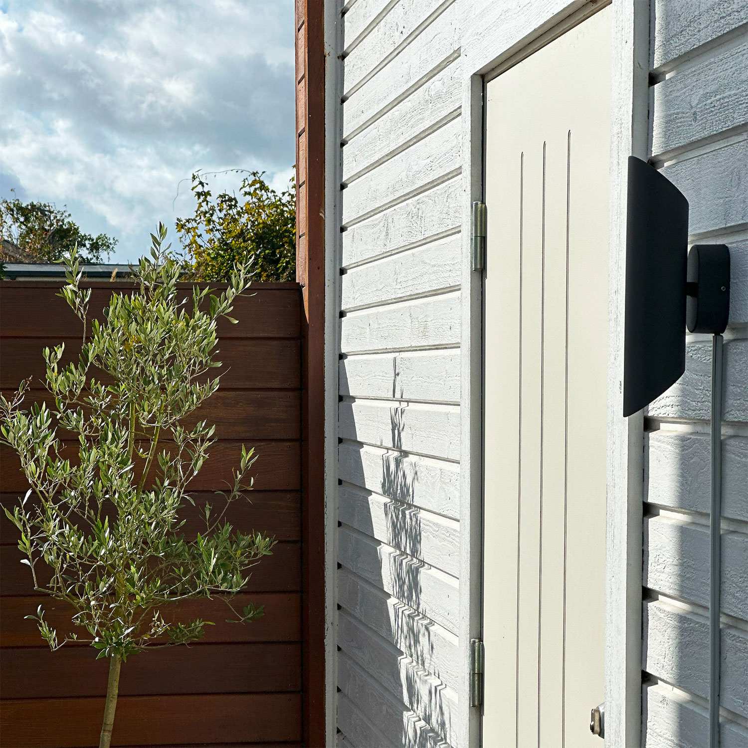 Wally Wall lamp Up/Down 2 x5W 2x350lm 3000K