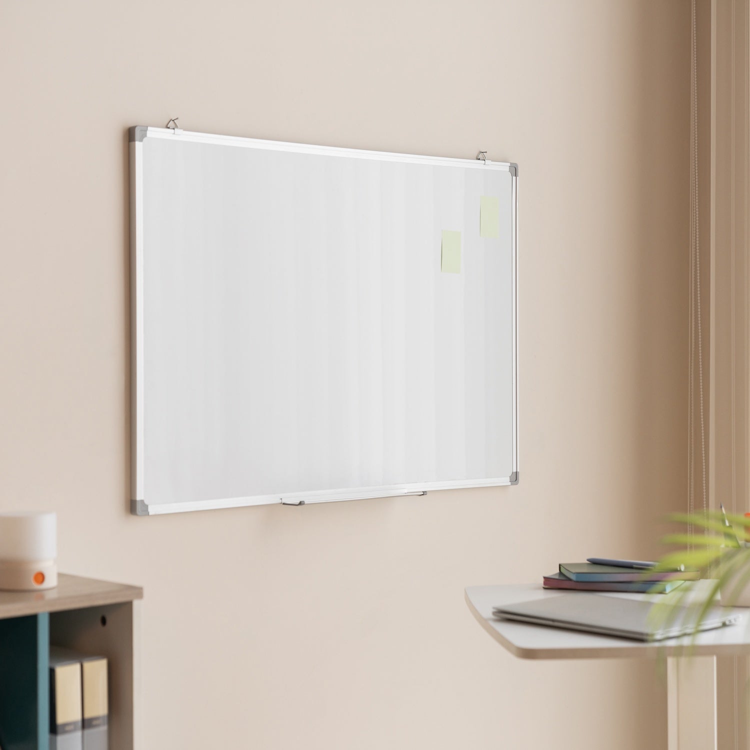 Whiteboard Wall hung 120x90 cm