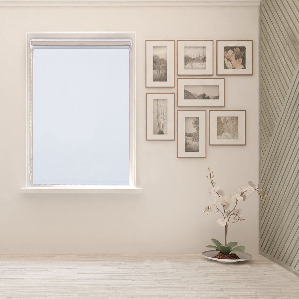 White thermal roller blind 160 cm long
