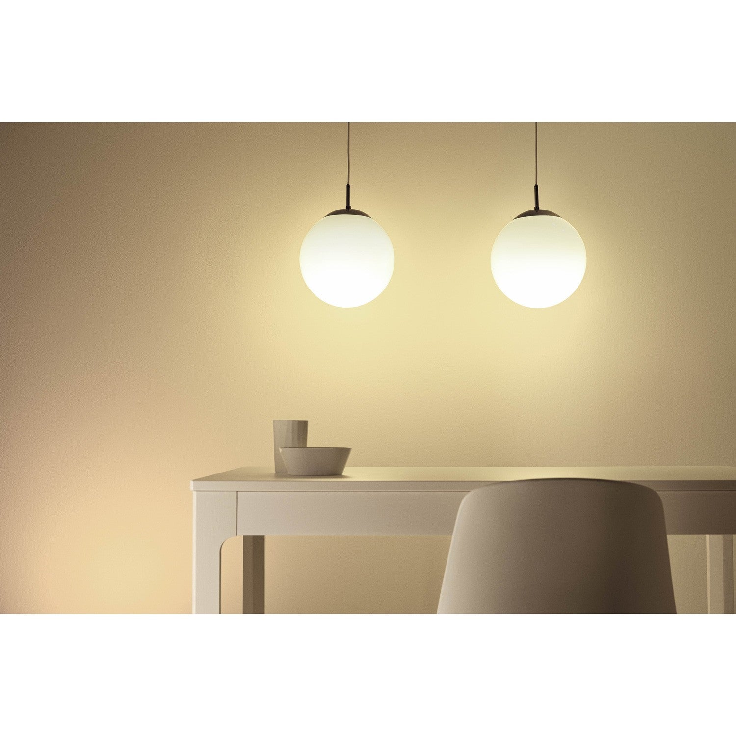 WiFi Smart LED E14 P45 40W 470lm Color