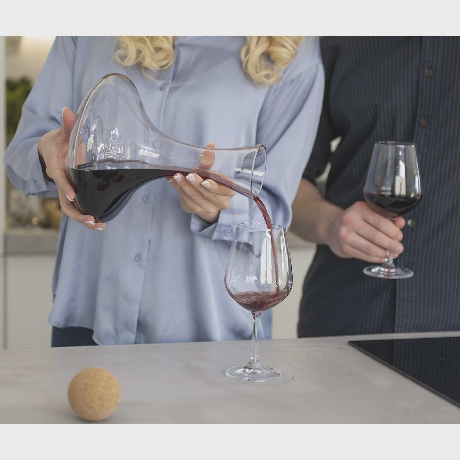 Wine Decanter, 2.3L Crystal Glass, Easy Pour Spout