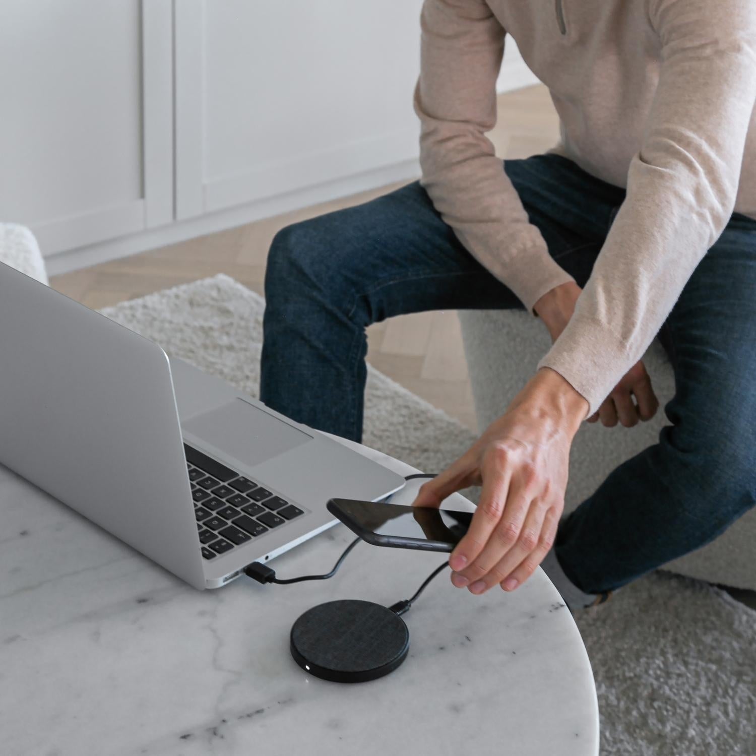 Wireless Charger 10W QI Metal/Fabric