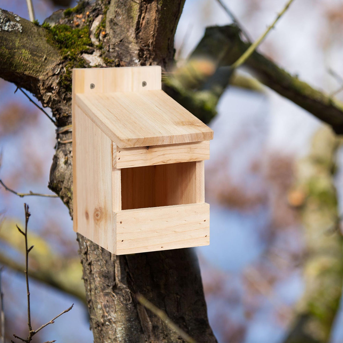 Wooden Rockhouse Nesting Box