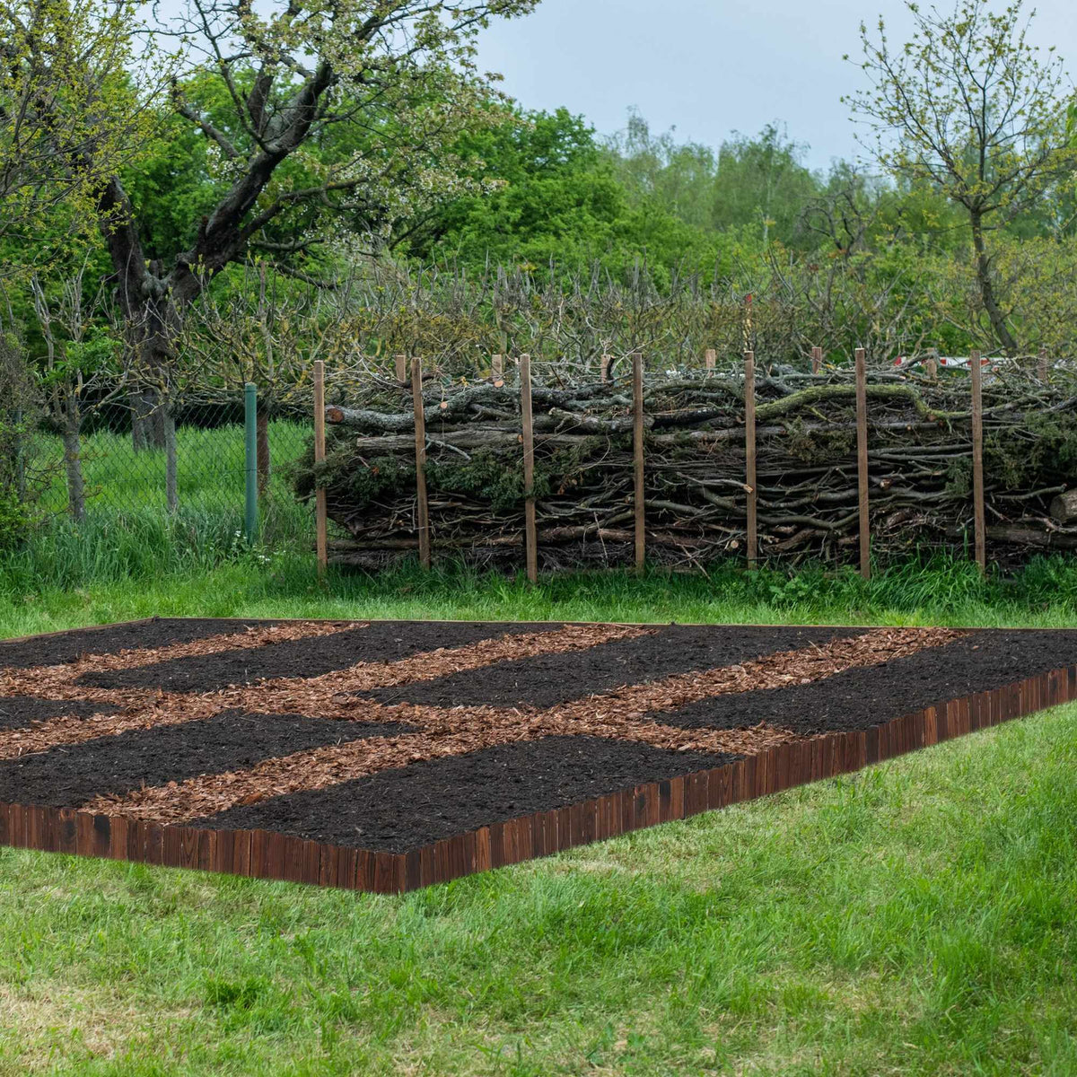 Wooden beet edge, flexible