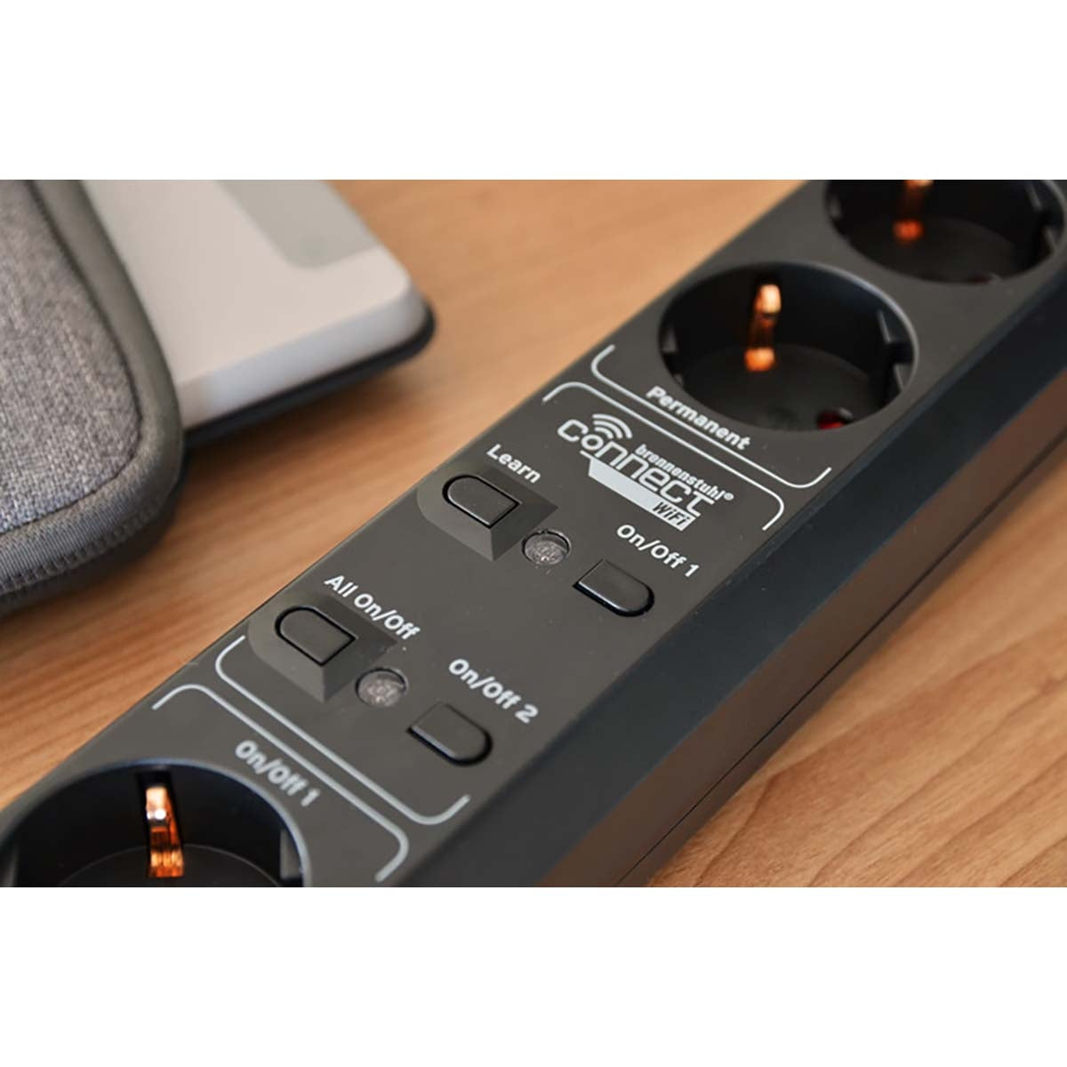 brennenstuhl®Connect Eco-Line Smart socket with 6-way timer function