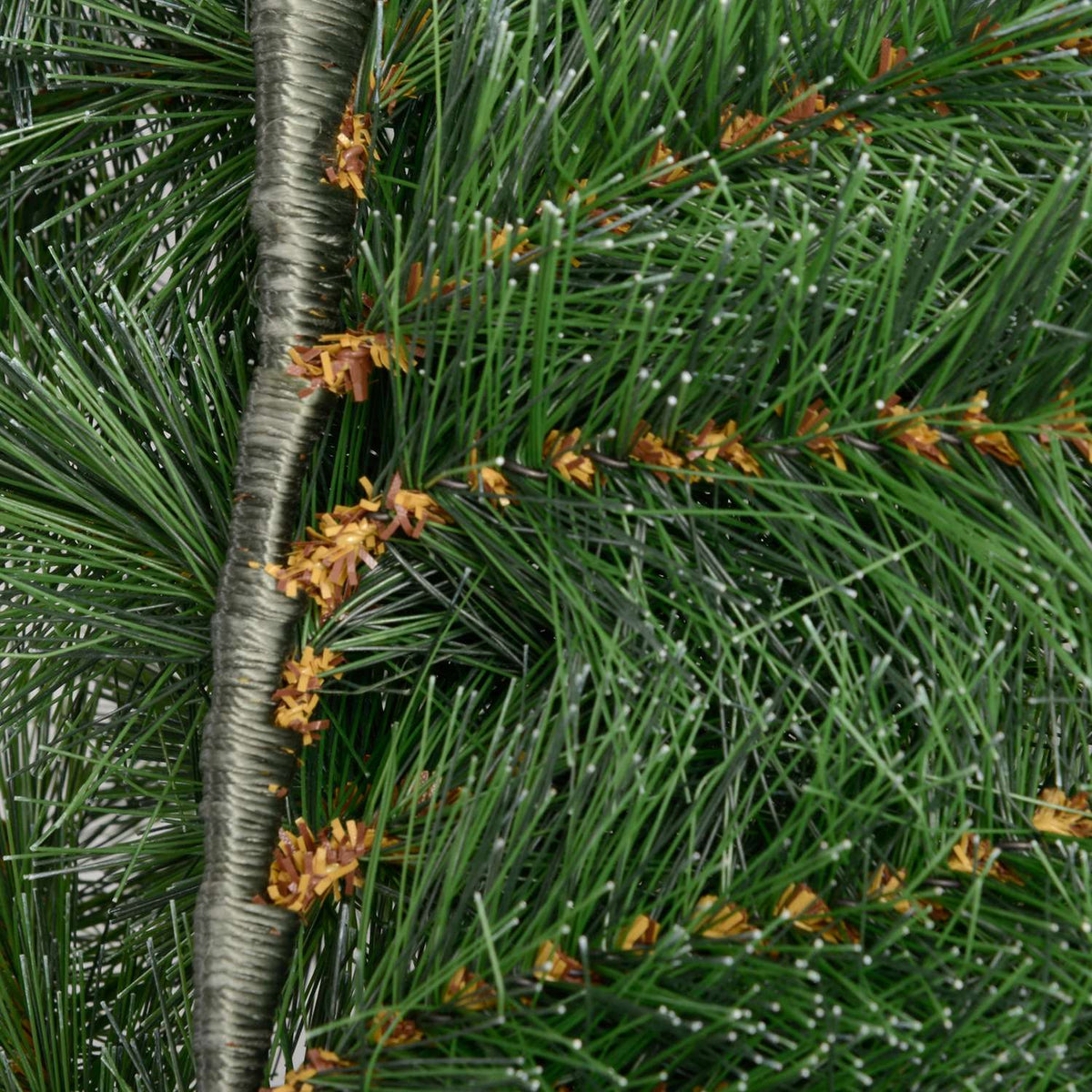 1.8m Artificial Christmas Garland with 160 Tips Christmas Tree Garland for Stairs & Fireplace Festive Flower Decoration in Green