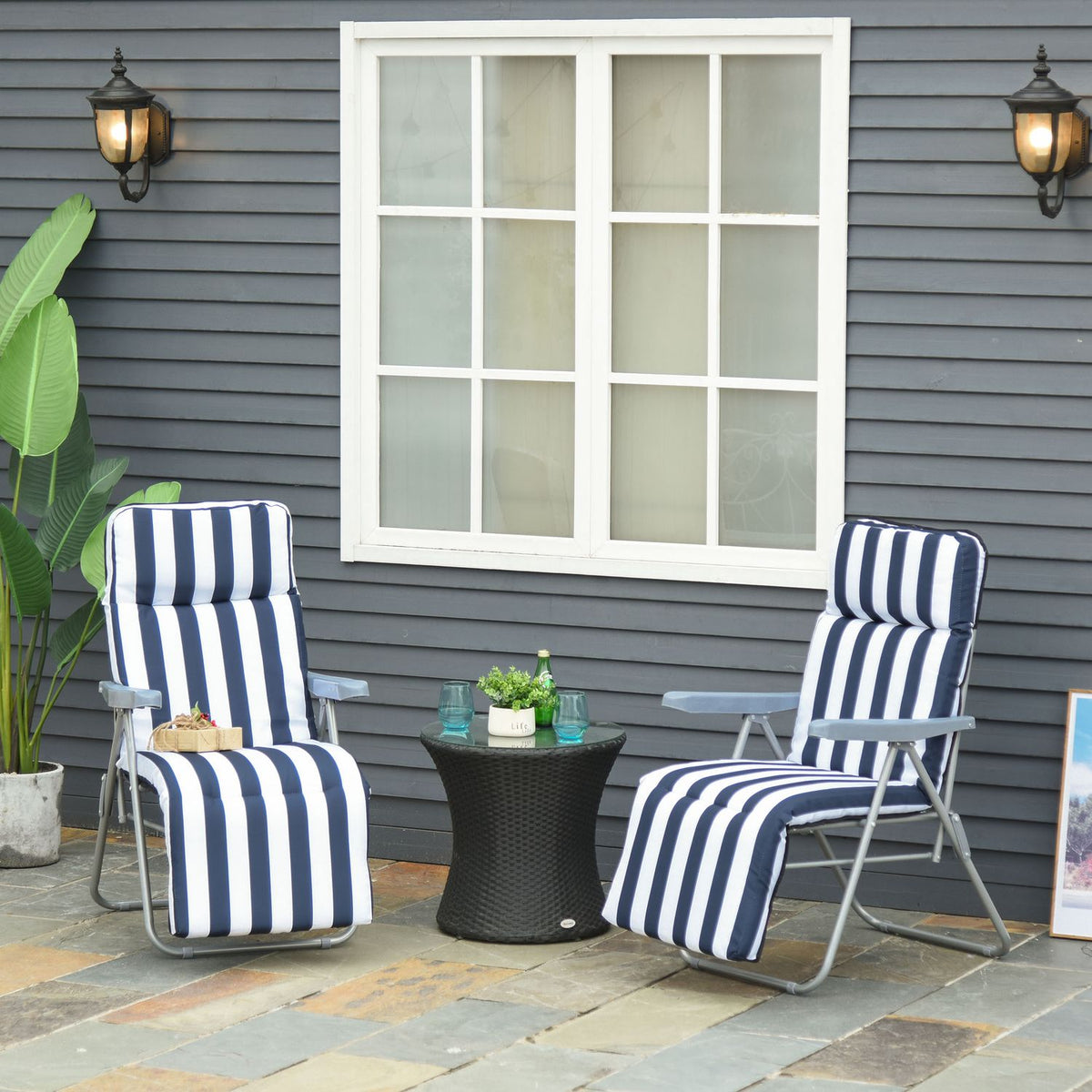 2 X Folding Chairs Garden Chair Sun Lounger Armrest Foldable 5 Positions Cushion Blue 60 X 75 X 102 Cm