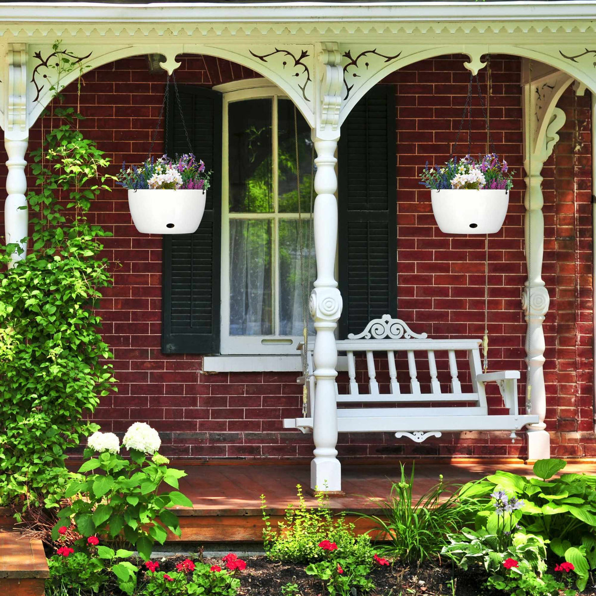 2 hanging baskets with water containers - XL